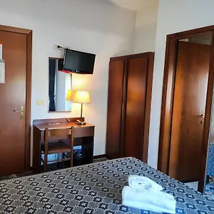 https://terme-firenze.hotelinveneto.com